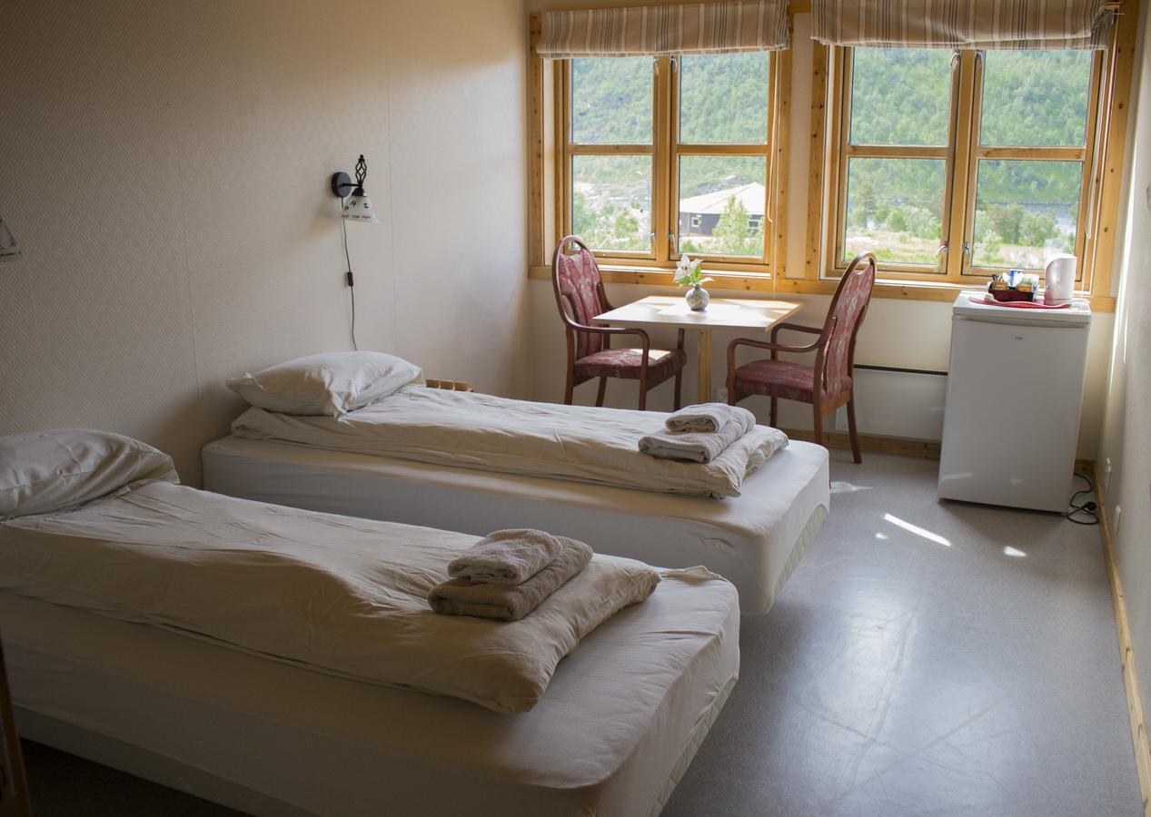 Boazovazzi Motel เลอดิงเกน ภายนอก รูปภาพ